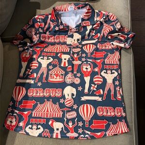 NWOT Women’s XS Circus Themed Golf polo shirt🎪 ⛳️ 👕